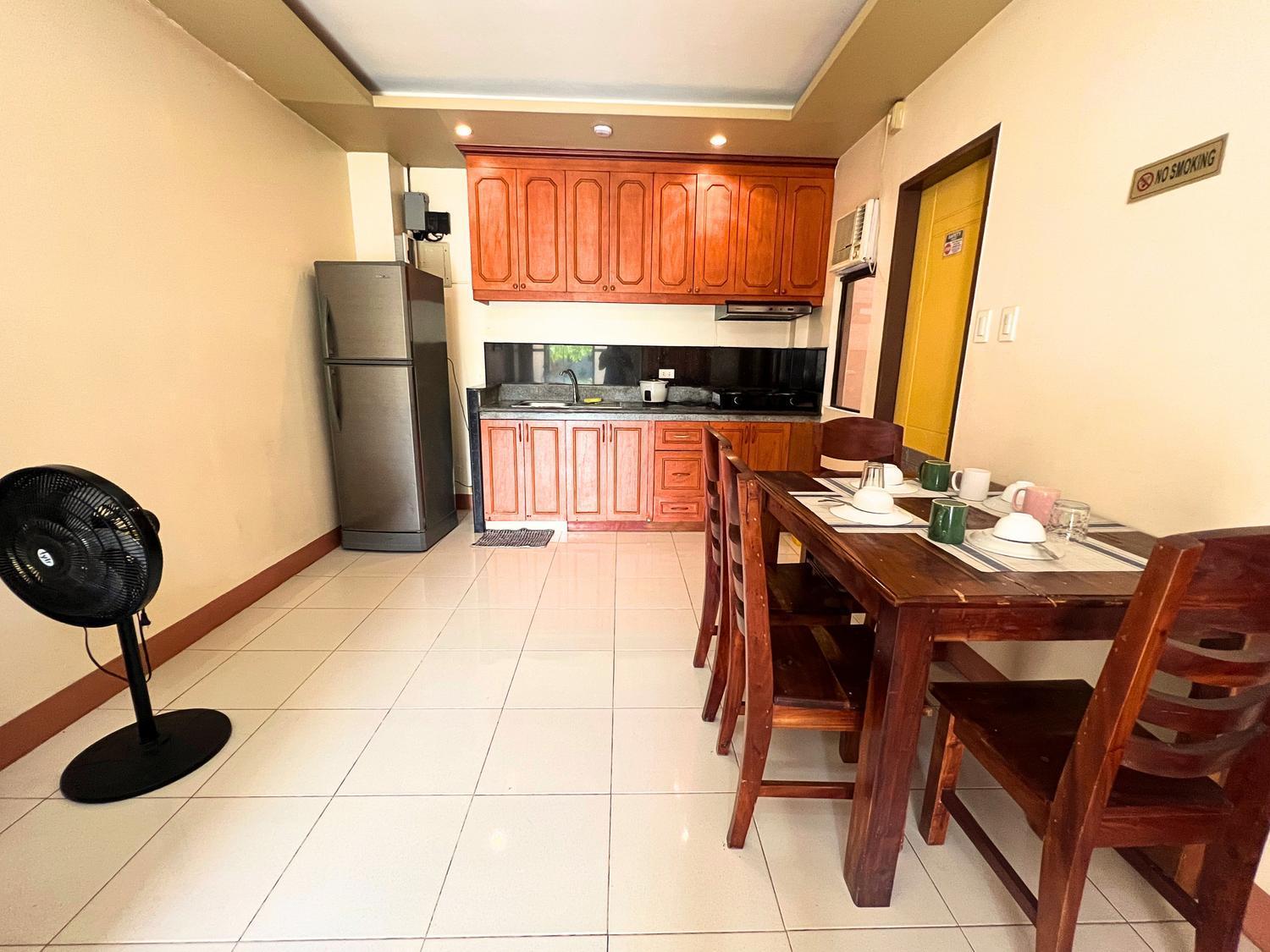 Manora Apartment Talisay Kültér fotó