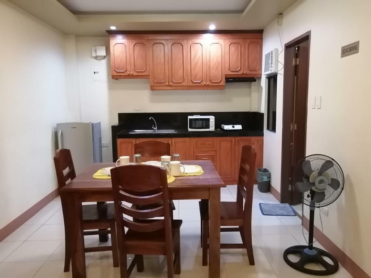 Manora Apartment Talisay Kültér fotó